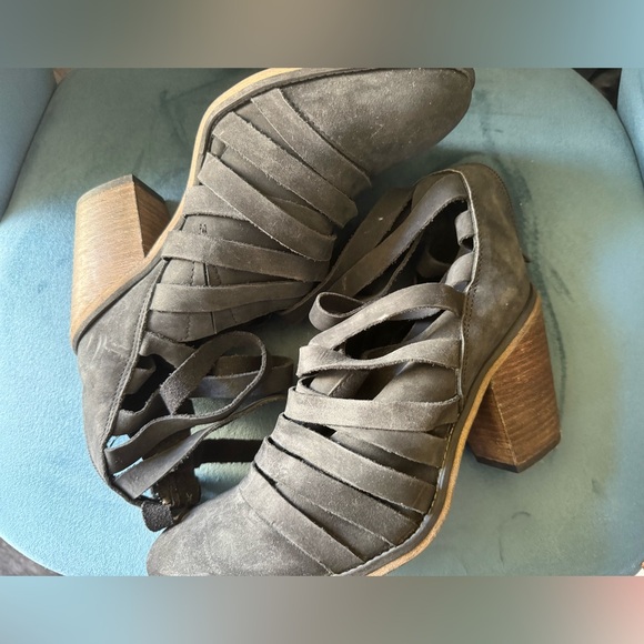 Free People booties - Picture 1 of 5